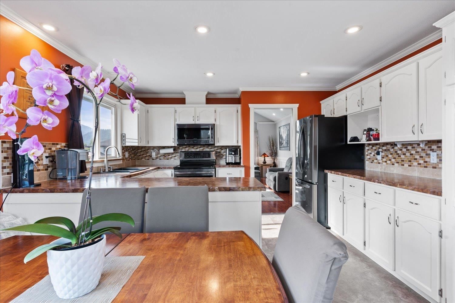 Listing Image 15