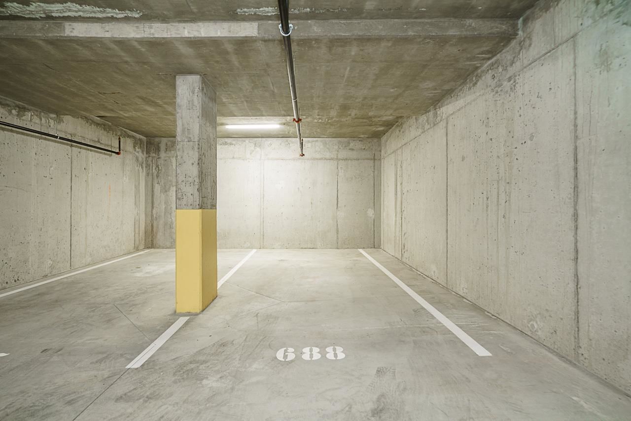Listing Image 33