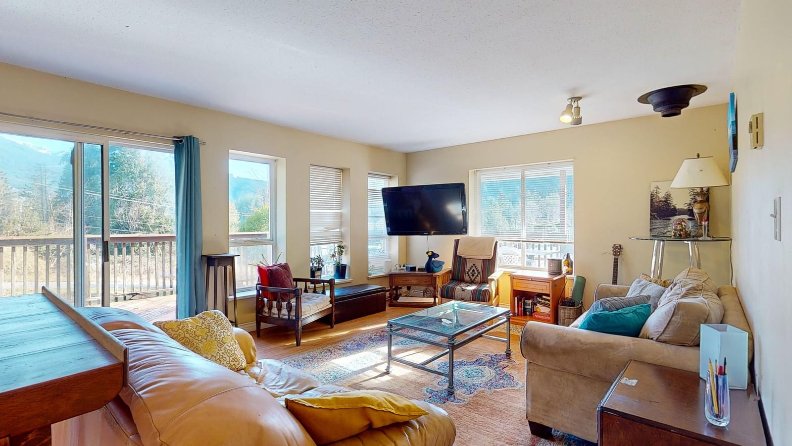 Listing Image 6