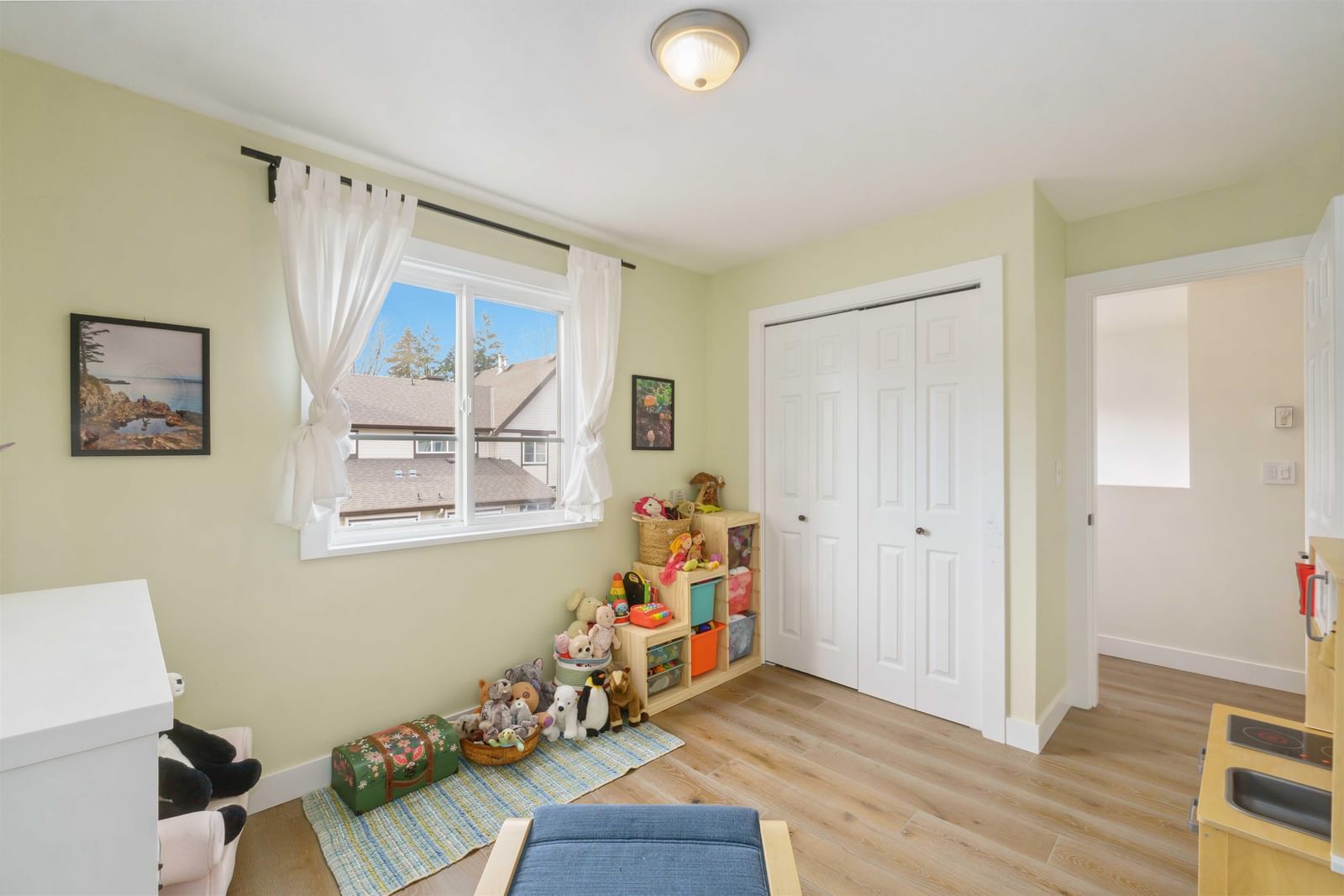 Listing Image 20