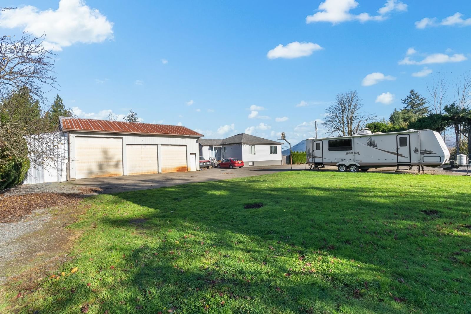Listing Image 16