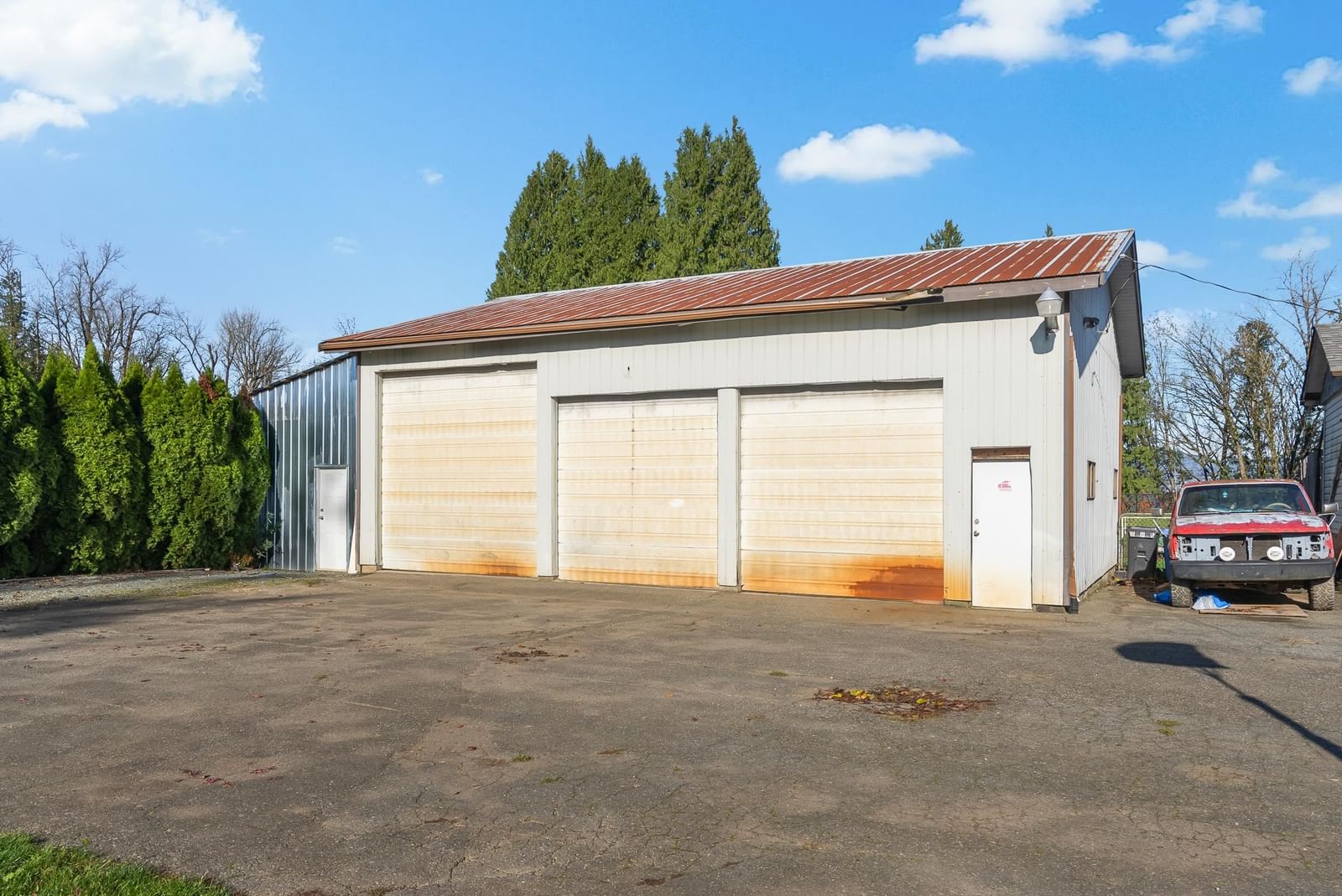 Listing Image 17