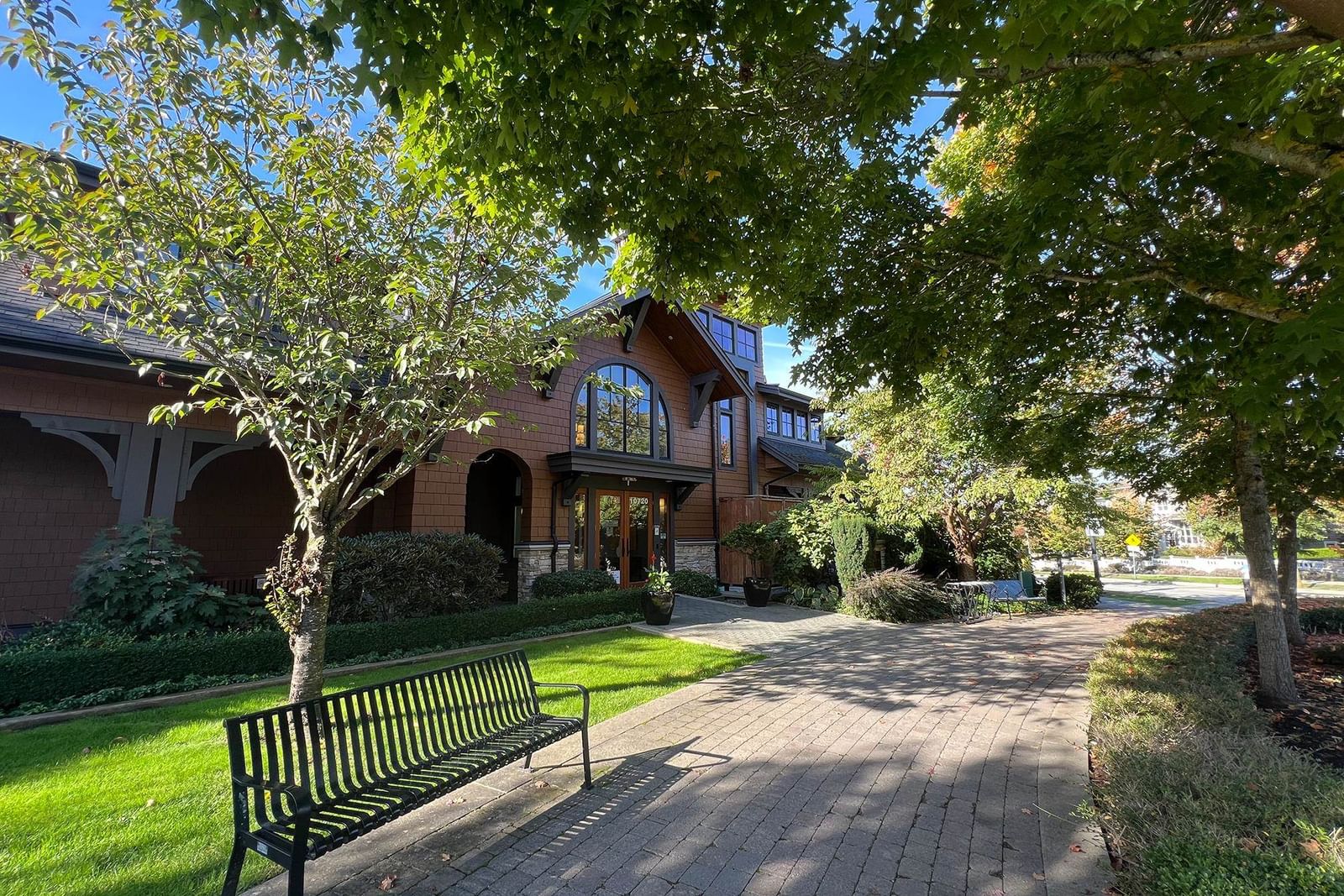 Listing Image 28