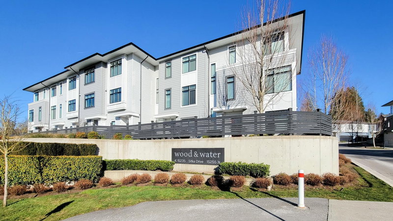 85 - 15255 Sitka Drive, Surrey, V3S 0B1 | Image 2