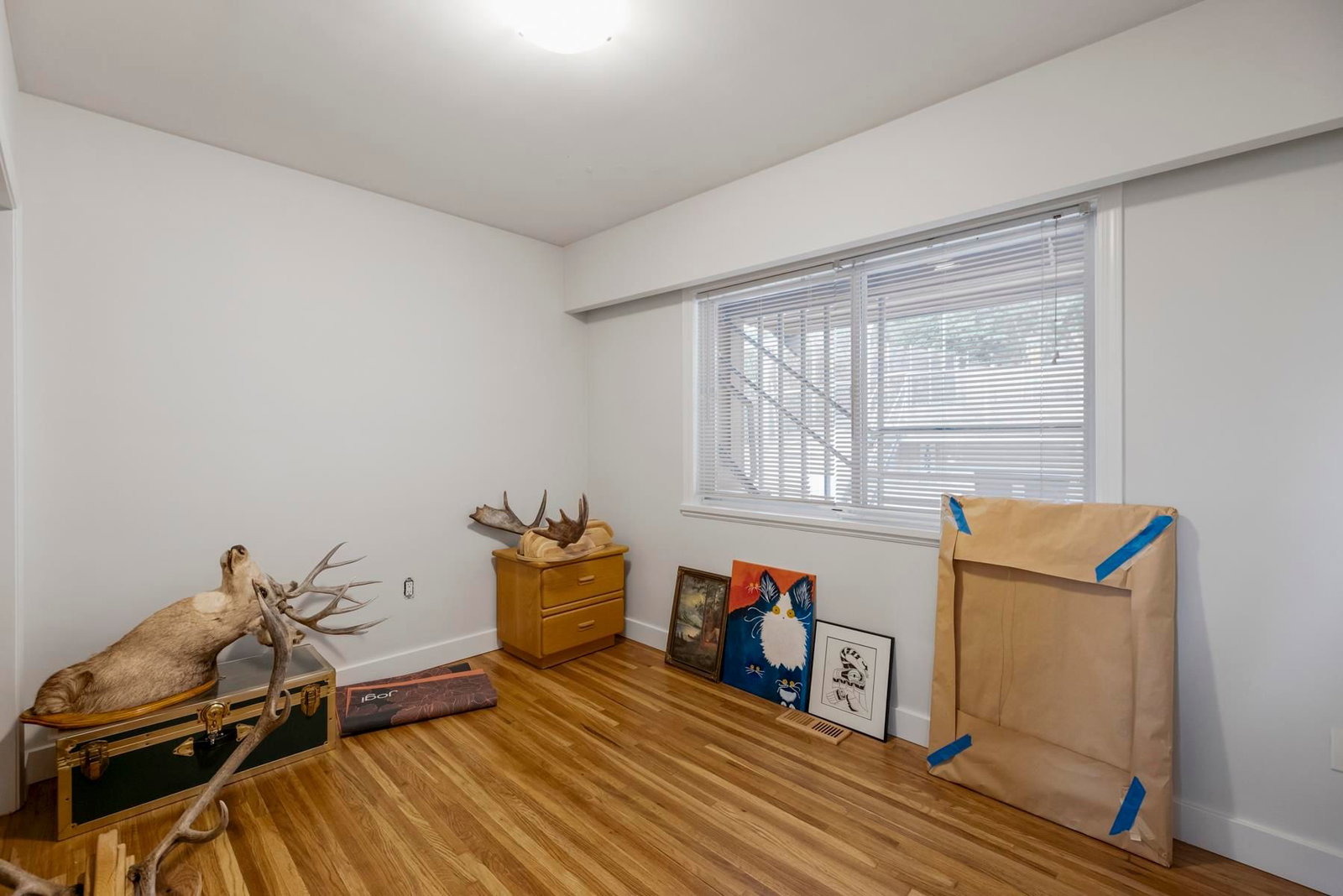 Listing Image 18