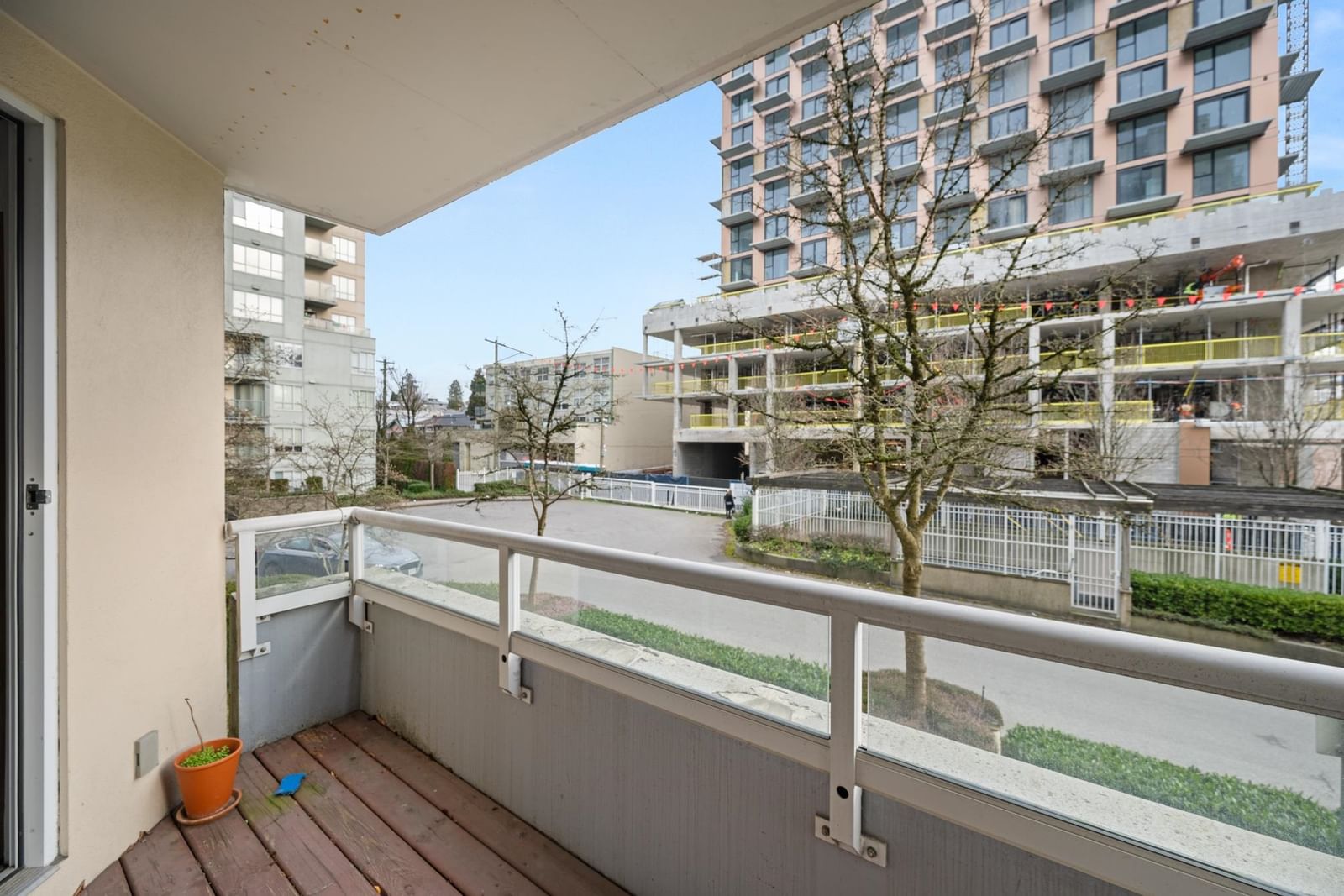 Listing Image 23
