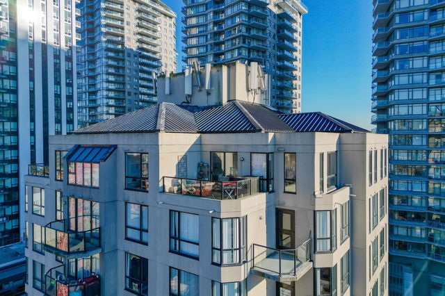 PH04 - 828 Agnes Street