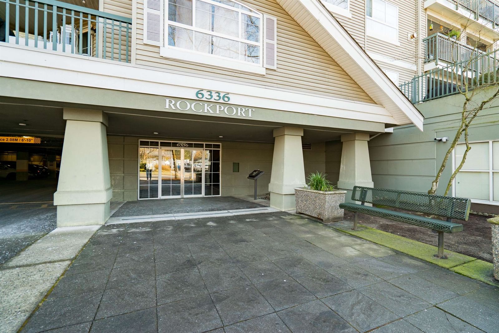 Listing Image 20