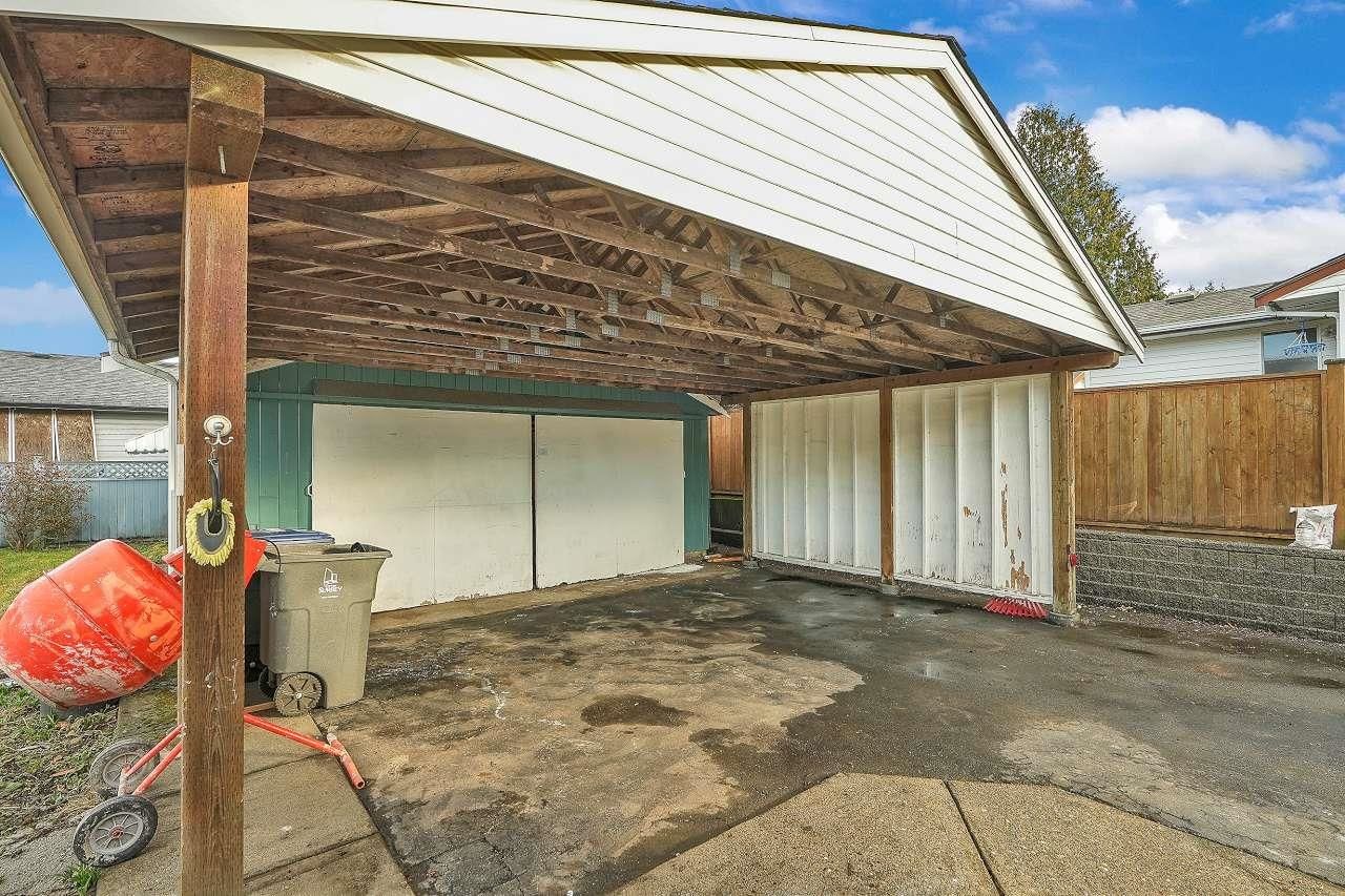 Listing Image 11