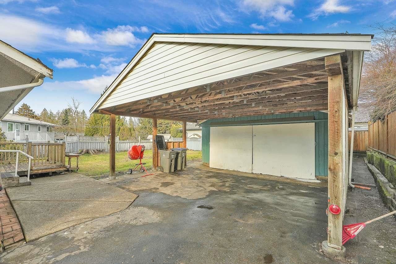 Listing Image 5