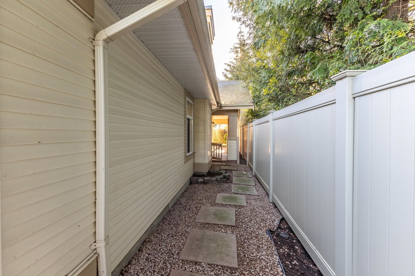 Listing Image 30