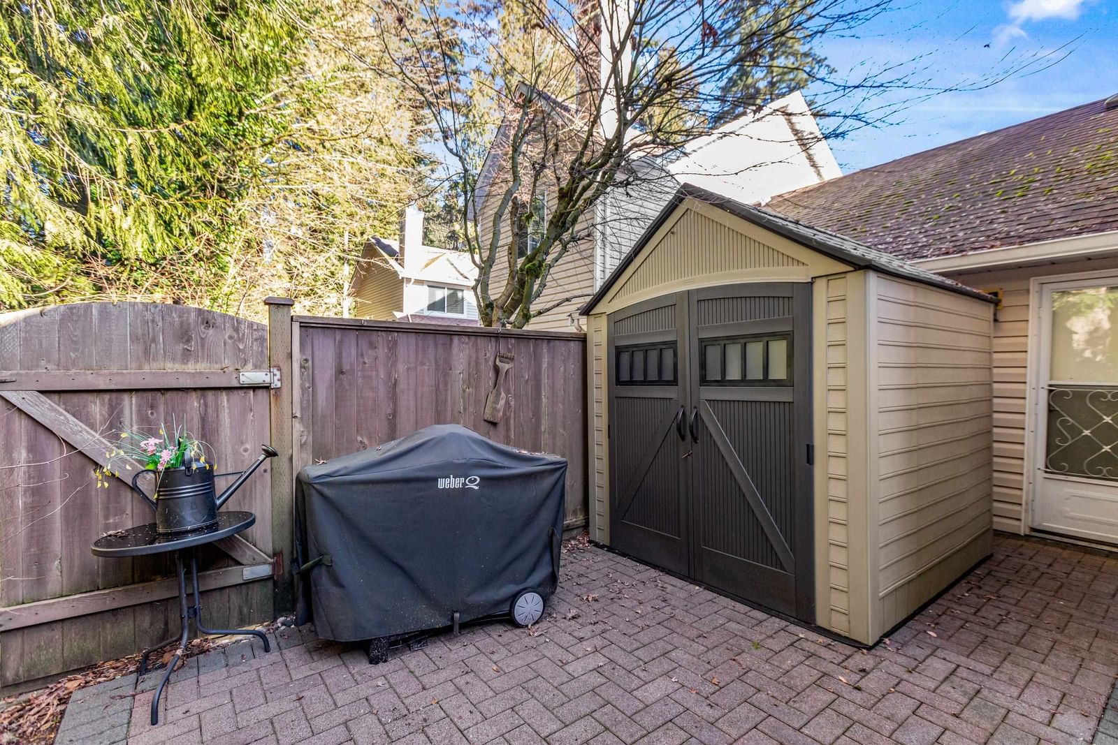 Listing Image 19