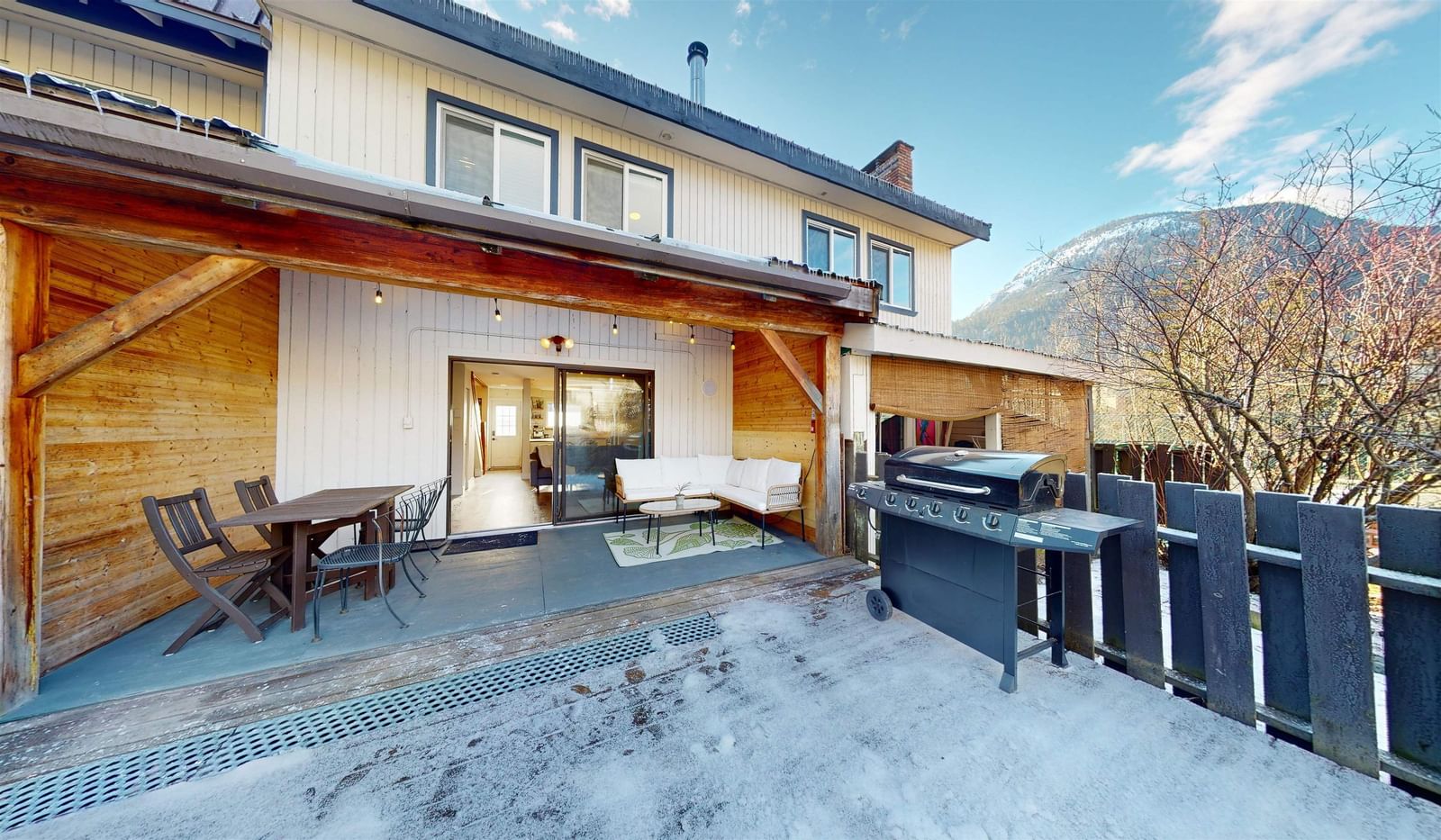 Listing Image 19