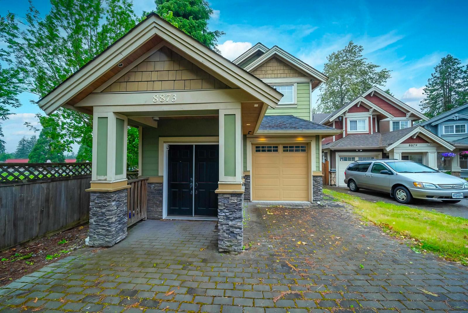 Listing Image 10