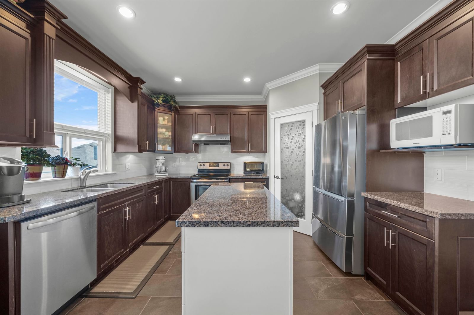 Listing Image 13