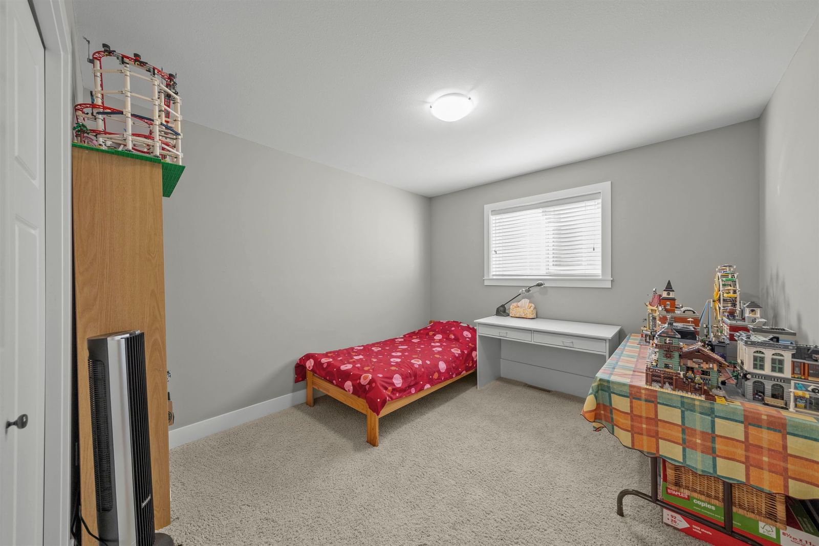 Listing Image 17