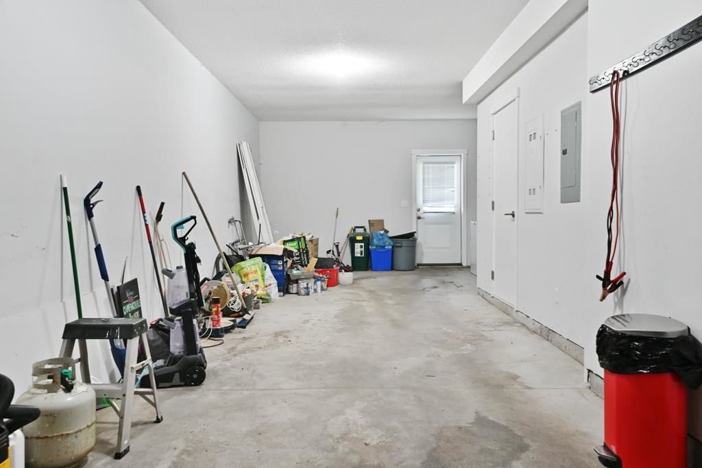 Listing Image 27
