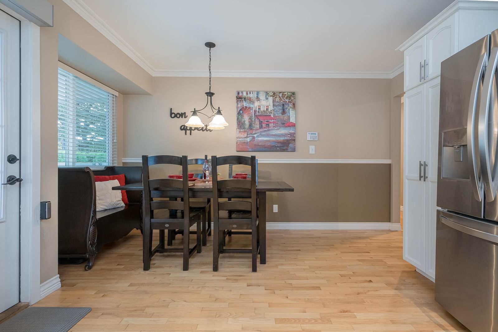 Listing Image 15