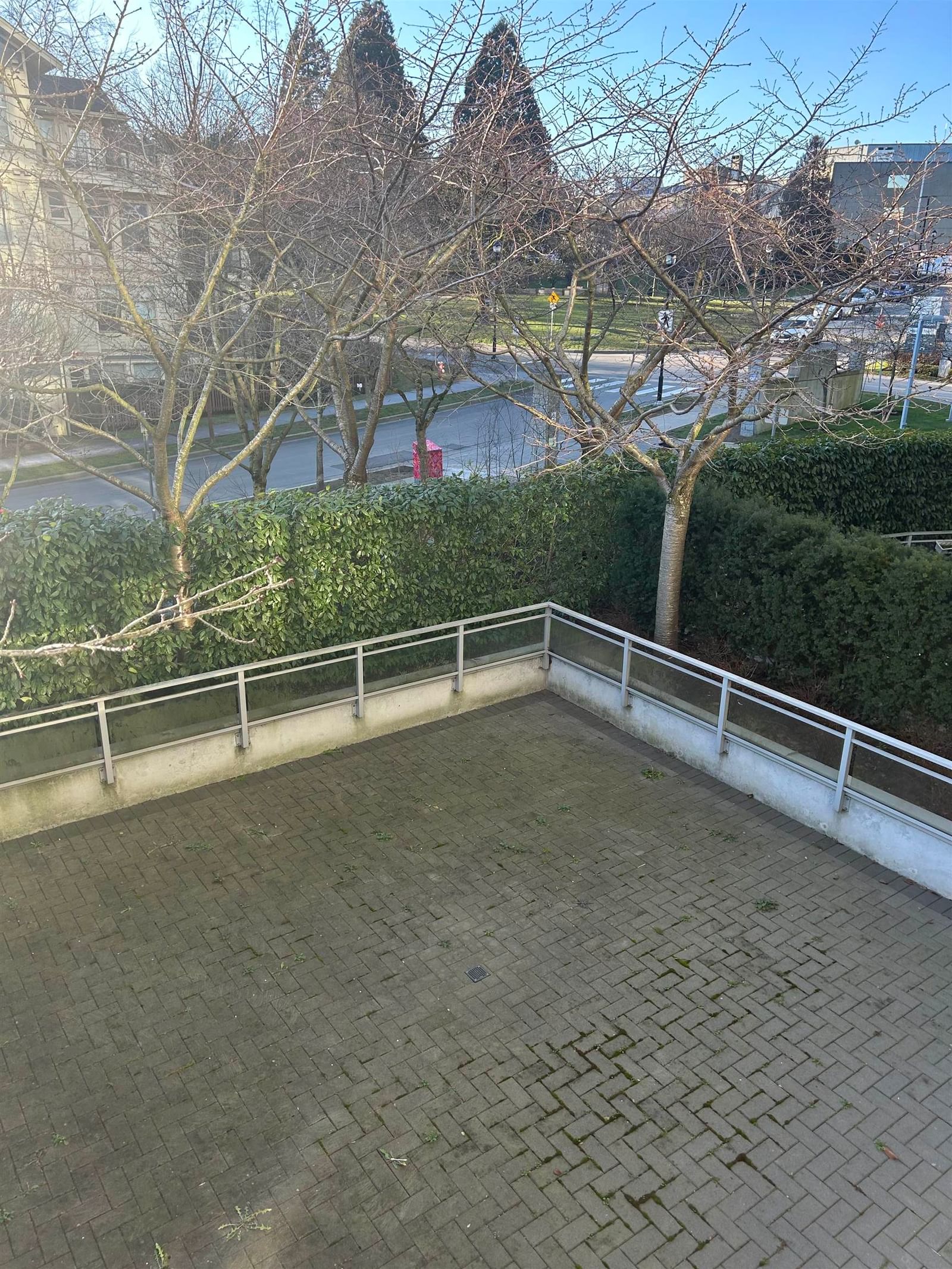 Listing Image 16