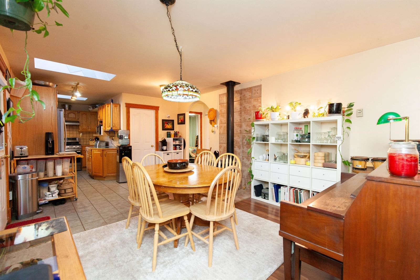 Listing Image 11