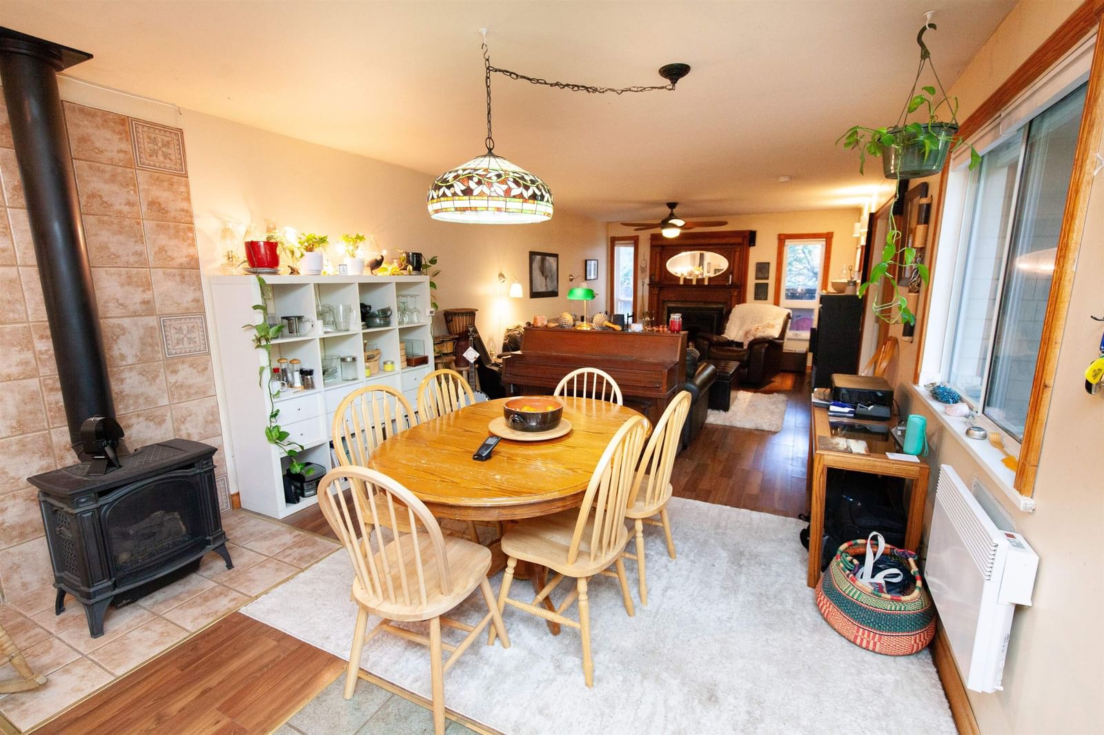 Listing Image 9