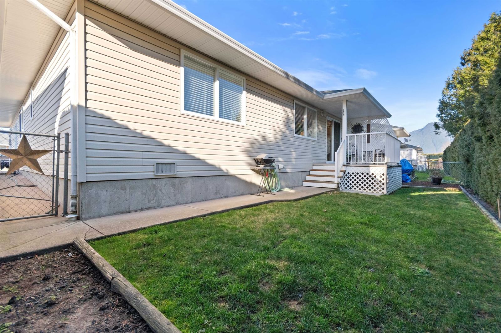 Listing Image 32