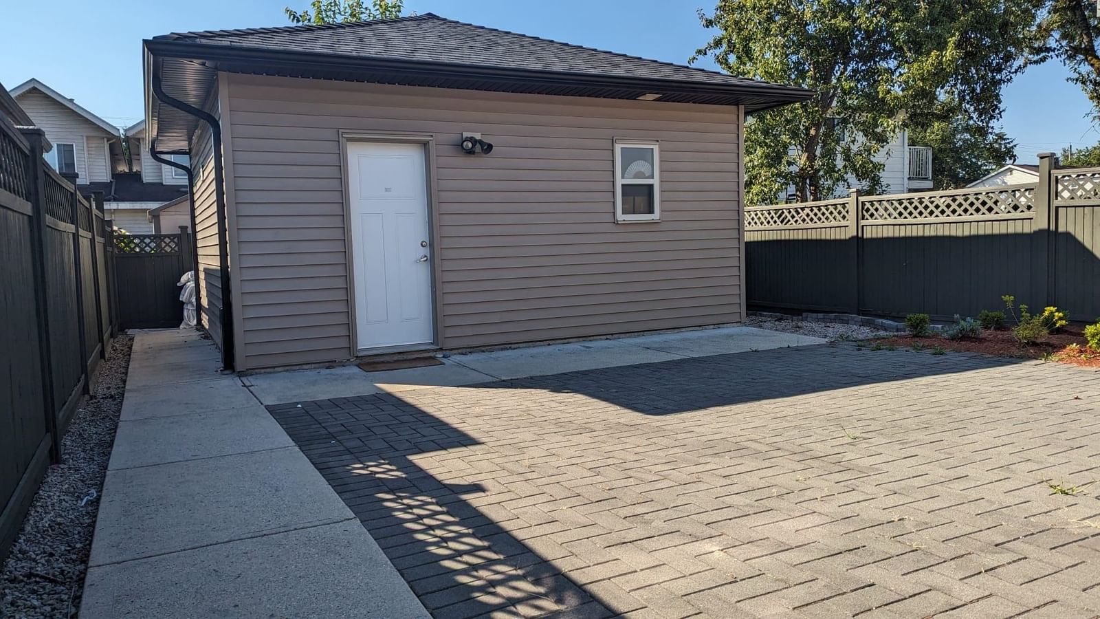 Listing Image 38