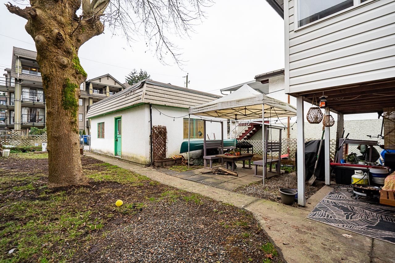 Listing Image 15