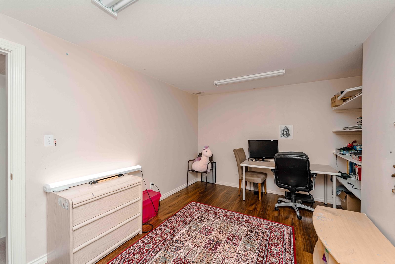 Listing Image 21