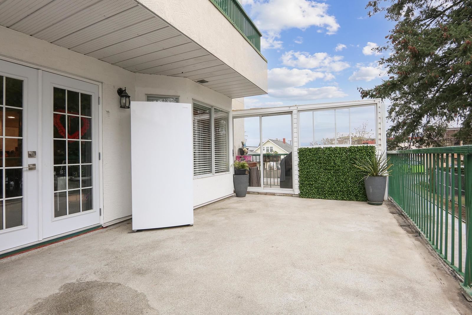 Listing Image 17
