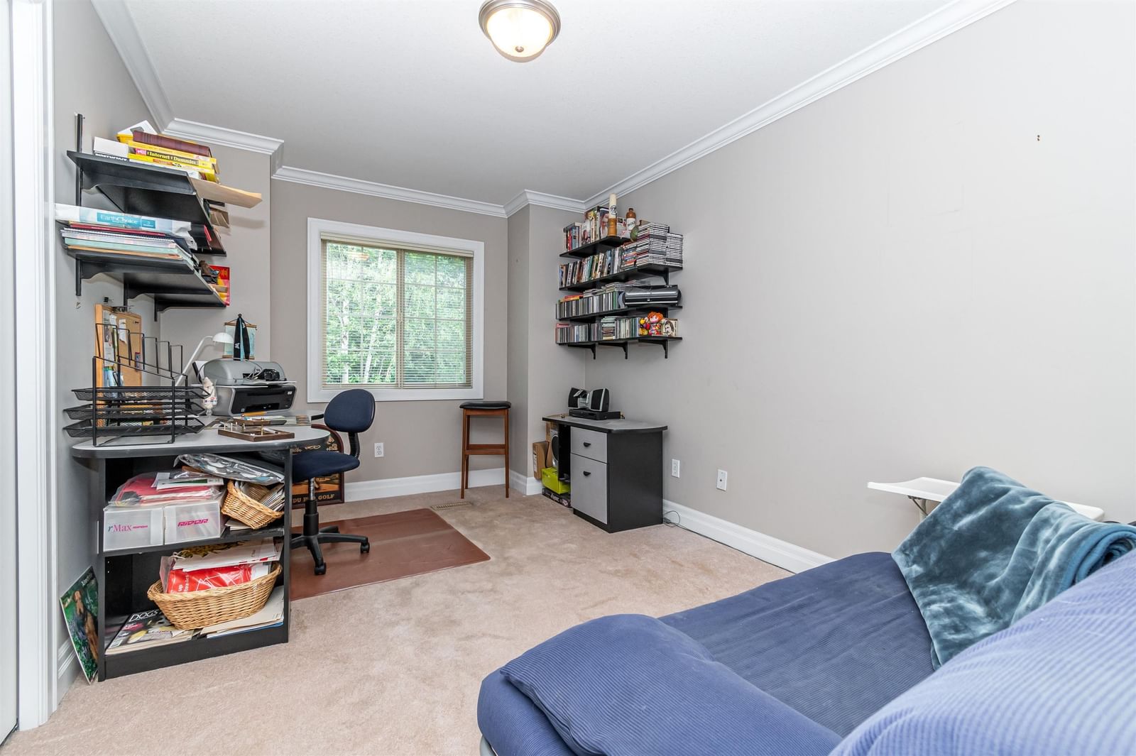 Listing Image 12