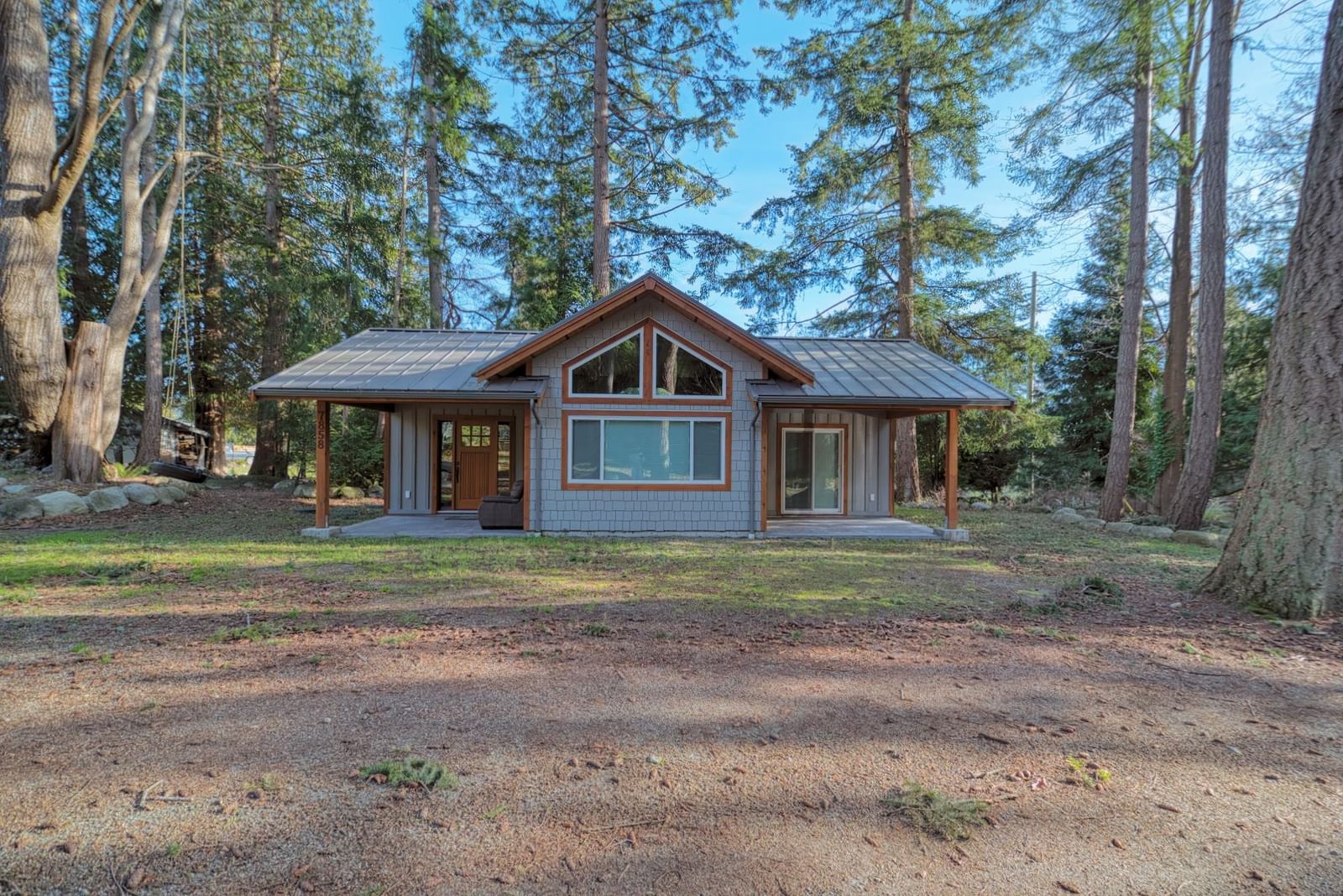 Listing Image 6