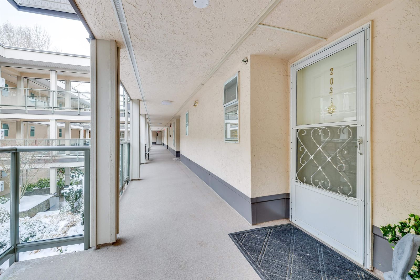 Listing Image 25