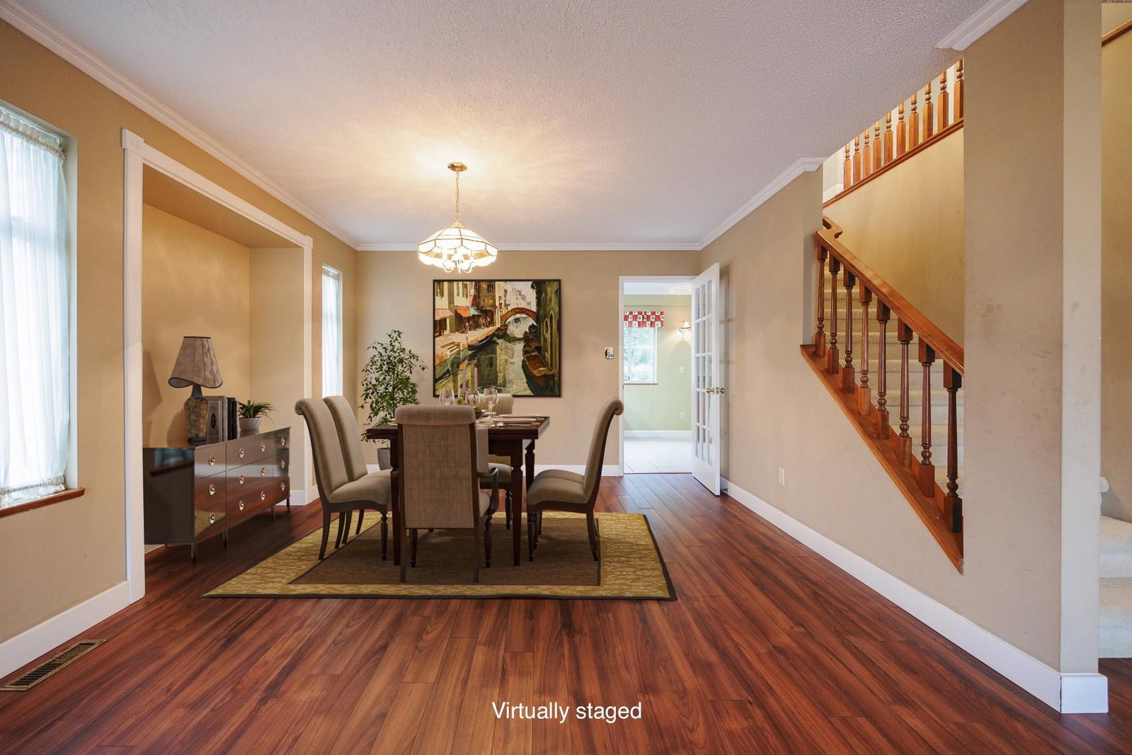 Listing Image 3