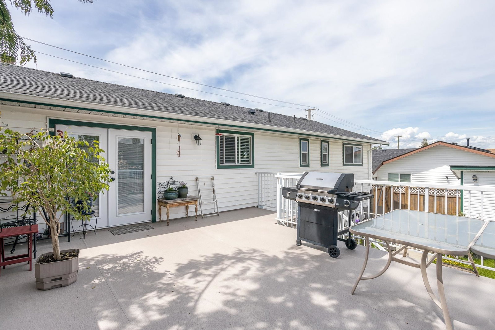Listing Image 17