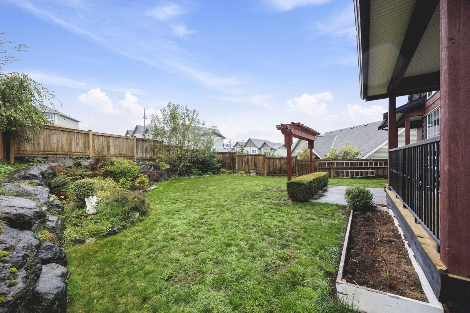 Listing Image 36