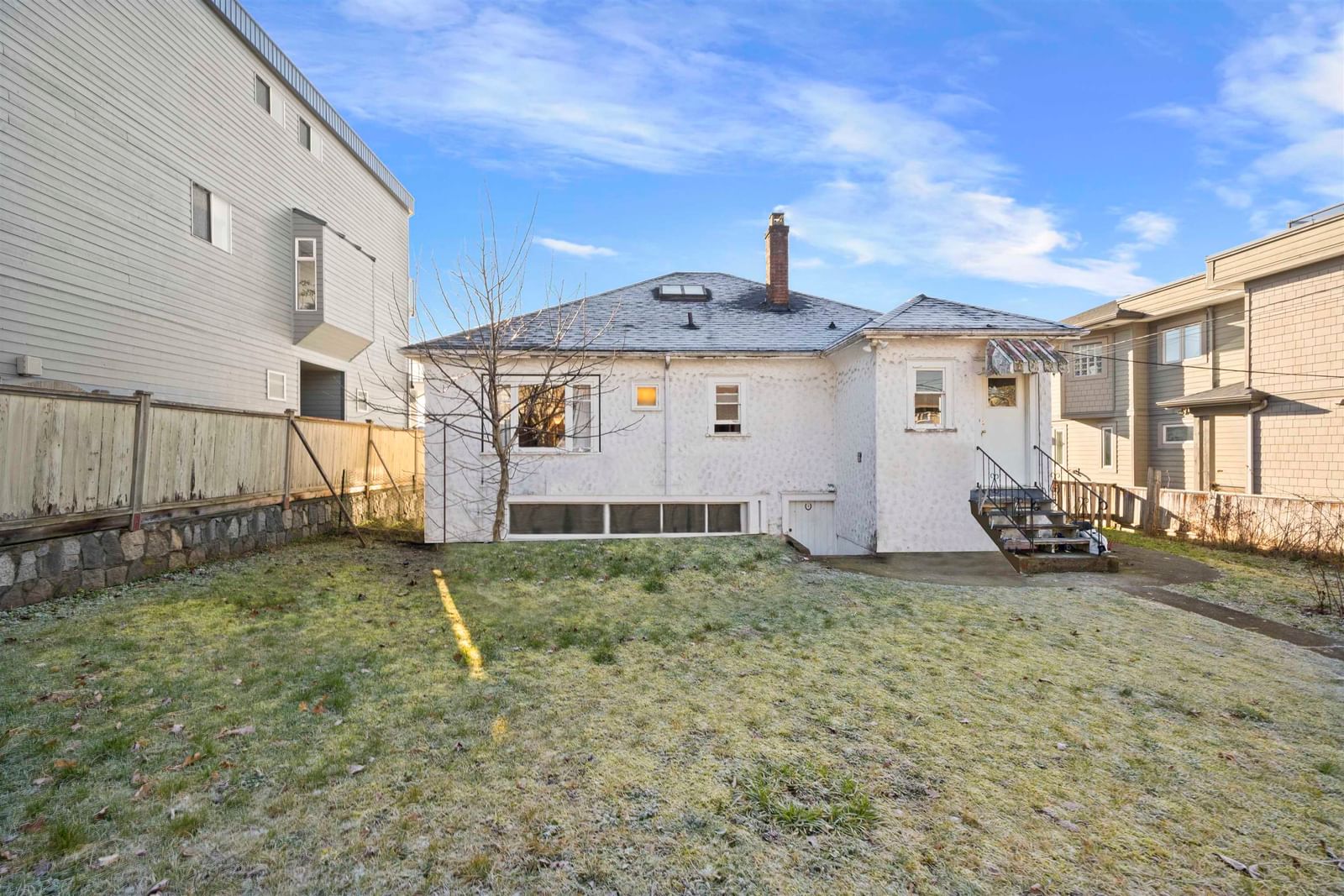 Listing Image 30