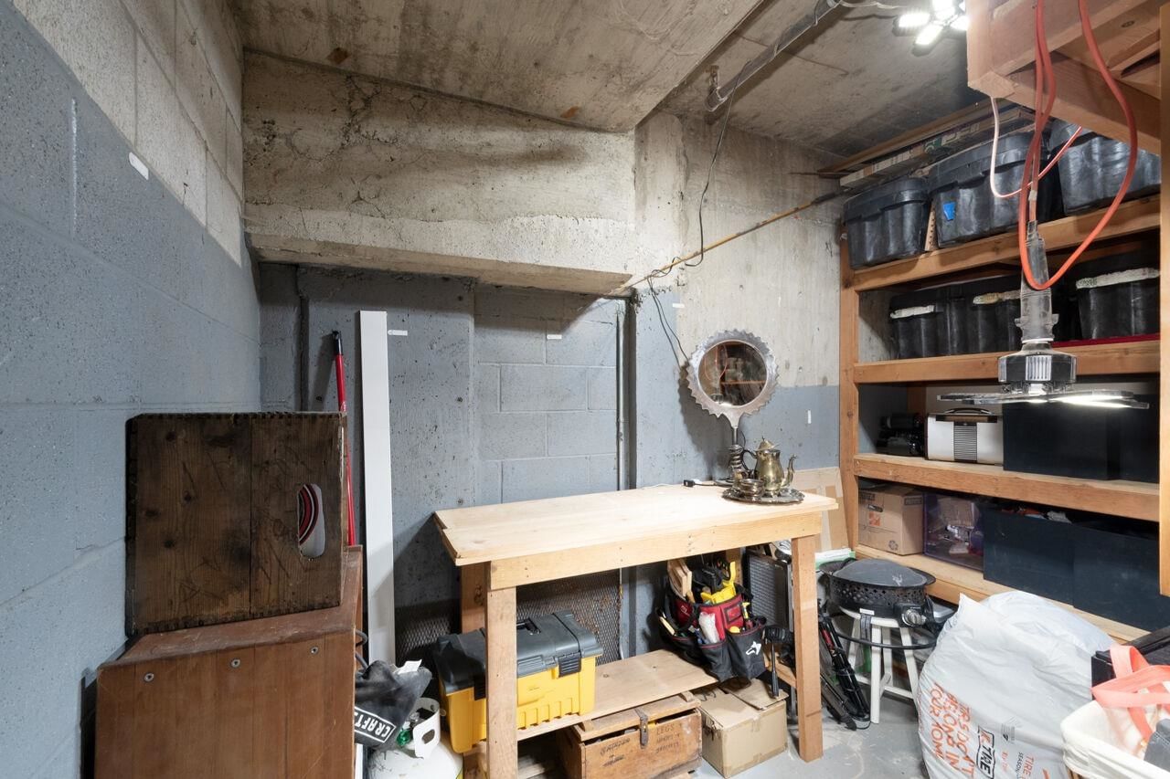 Listing Image 28