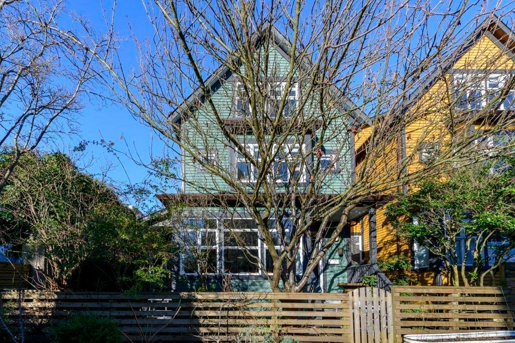 Listing Image 1