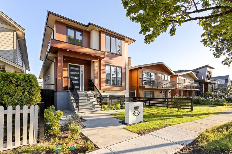 4346 Pender Street, Burnaby, V5C 2M6 | Image 2