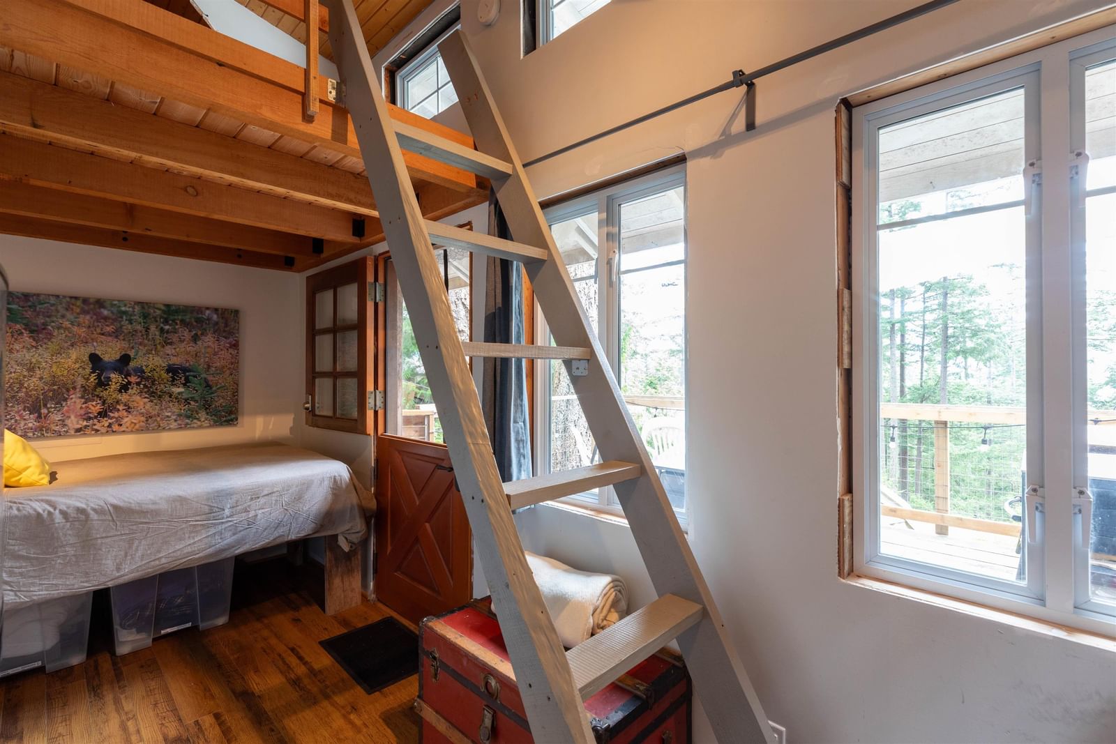 Listing Image 12