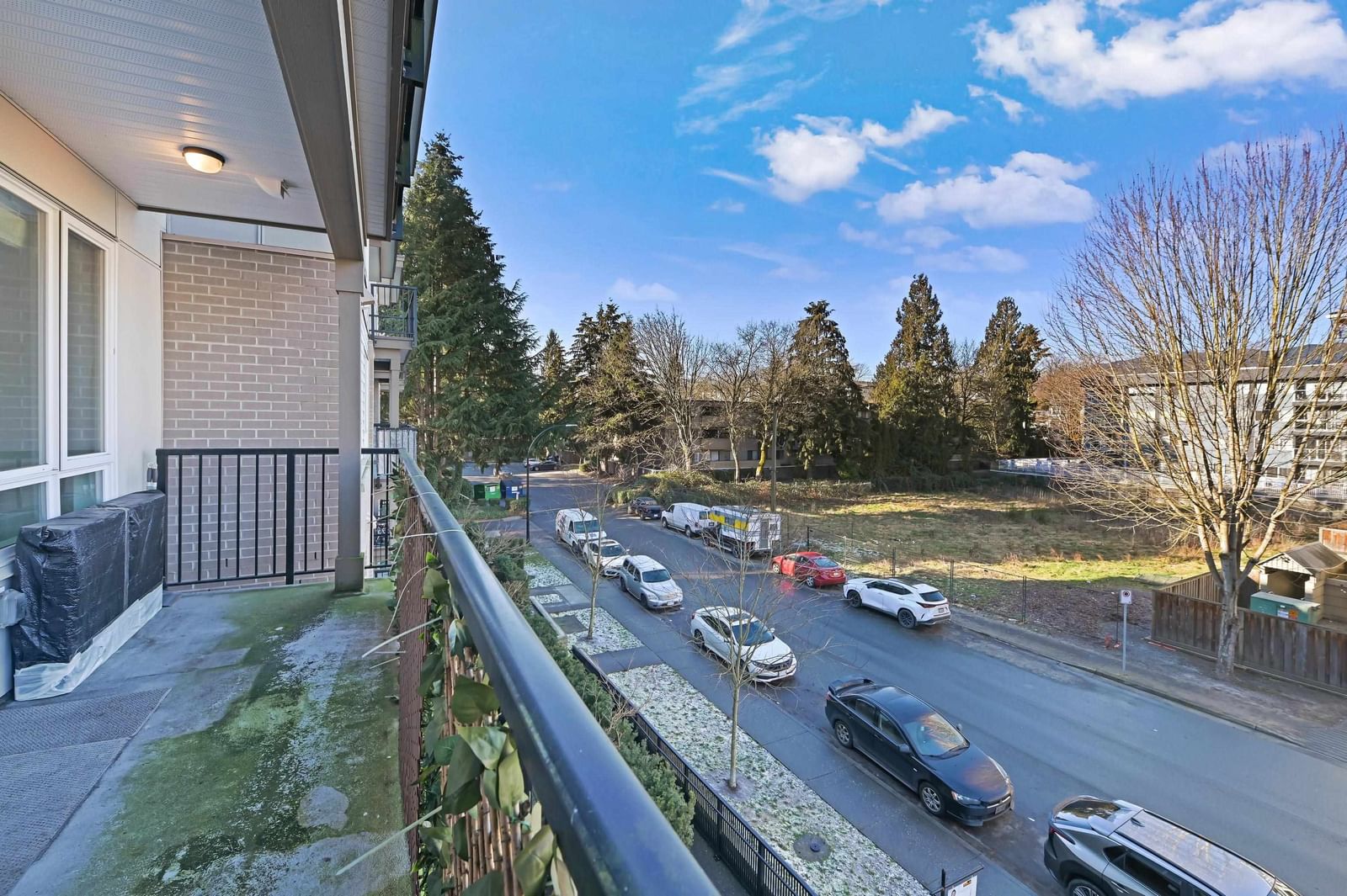 Listing Image 17