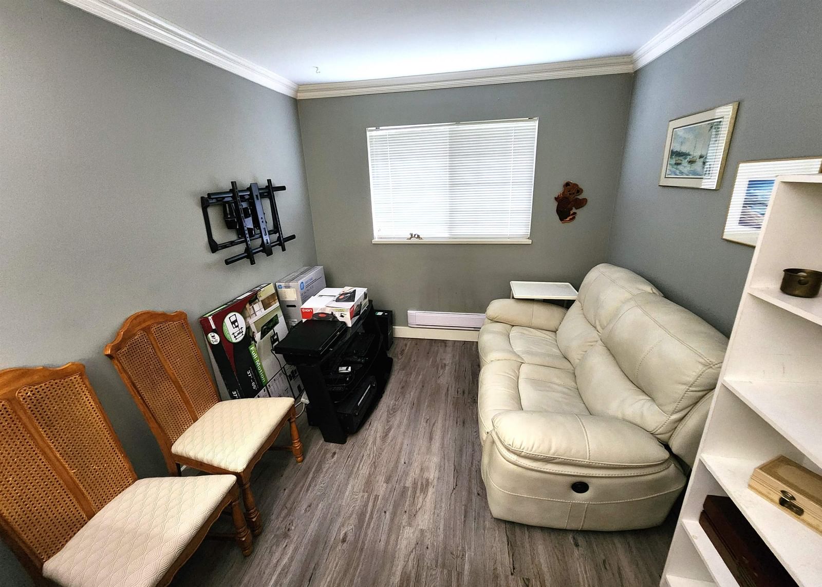 Listing Image 23