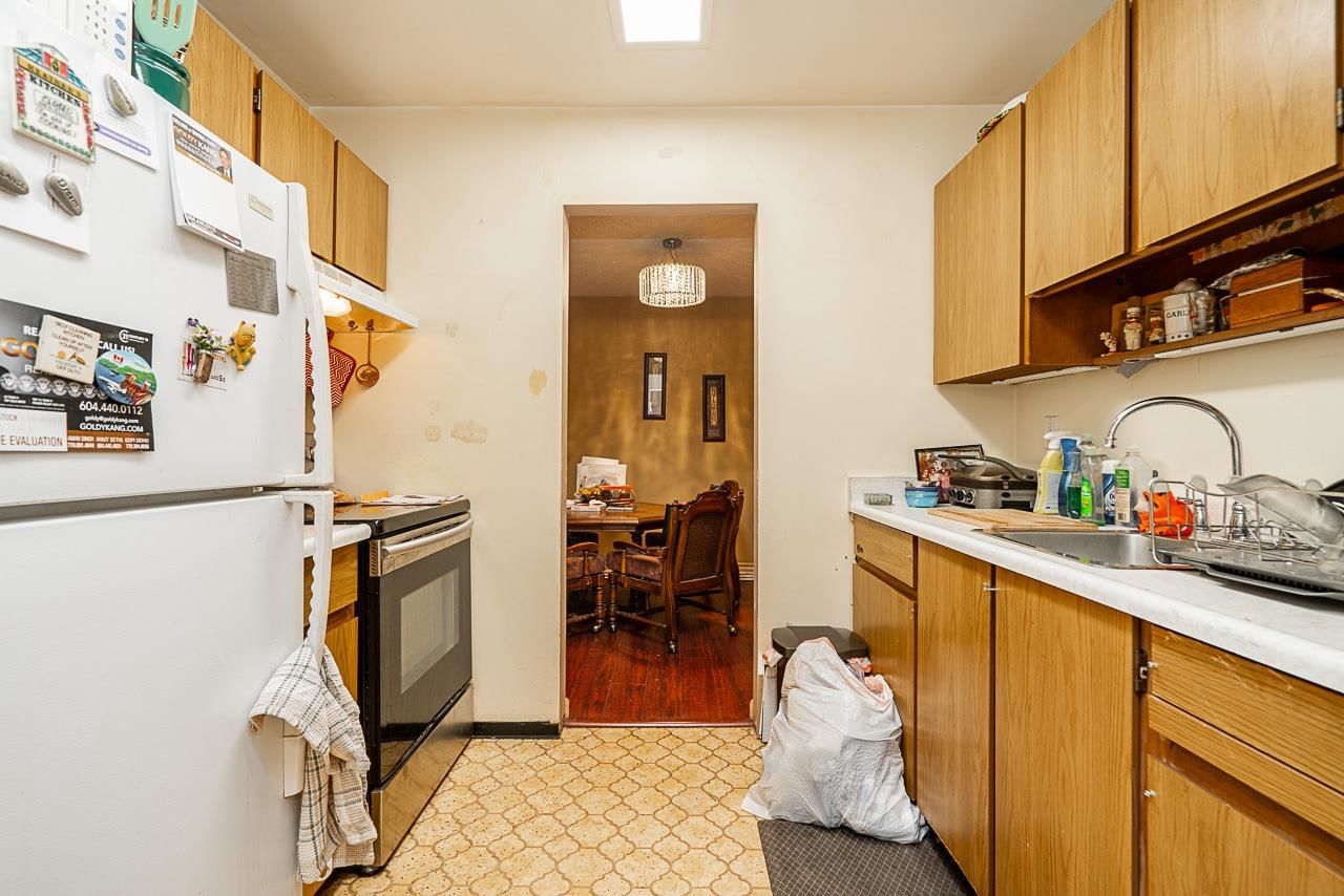 Listing Image 14