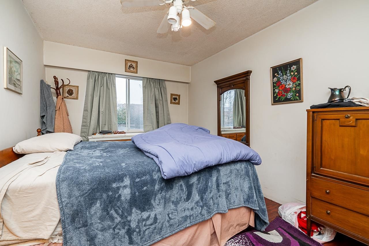 Listing Image 17