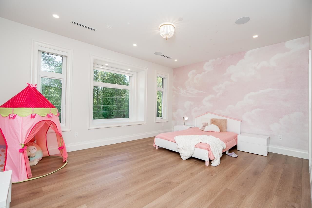 Listing Image 30