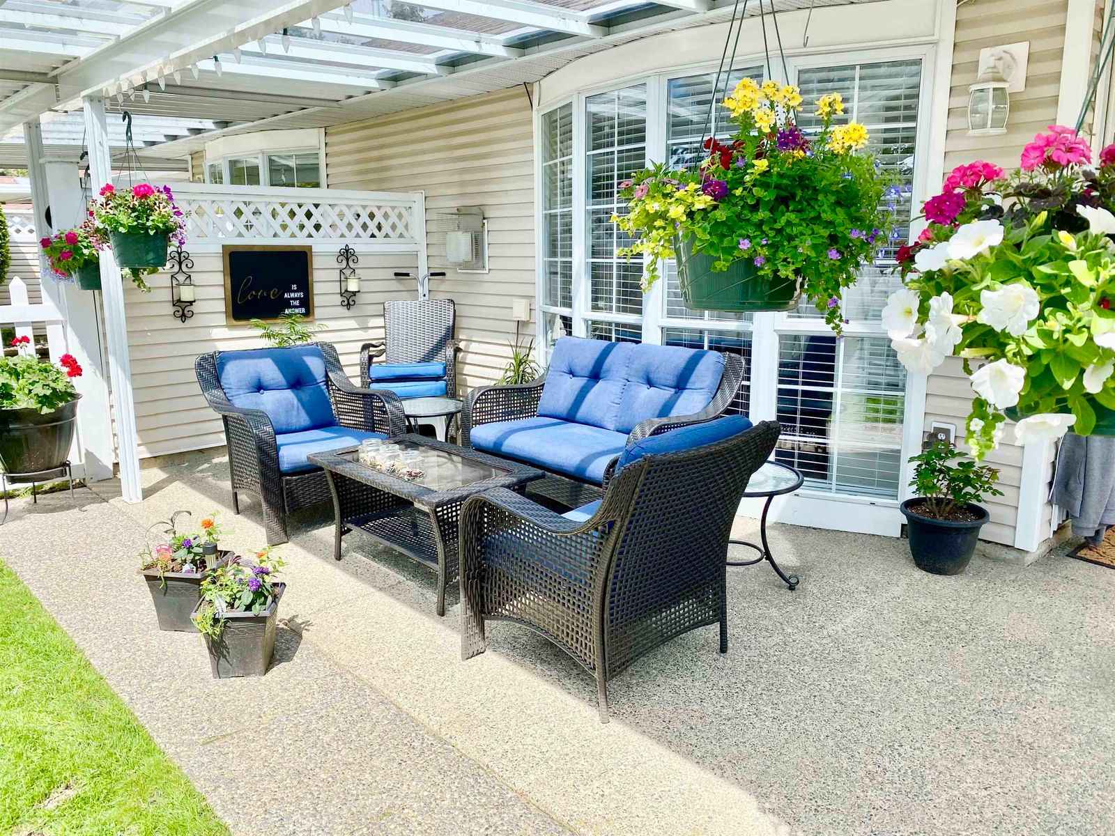 Listing Image 17