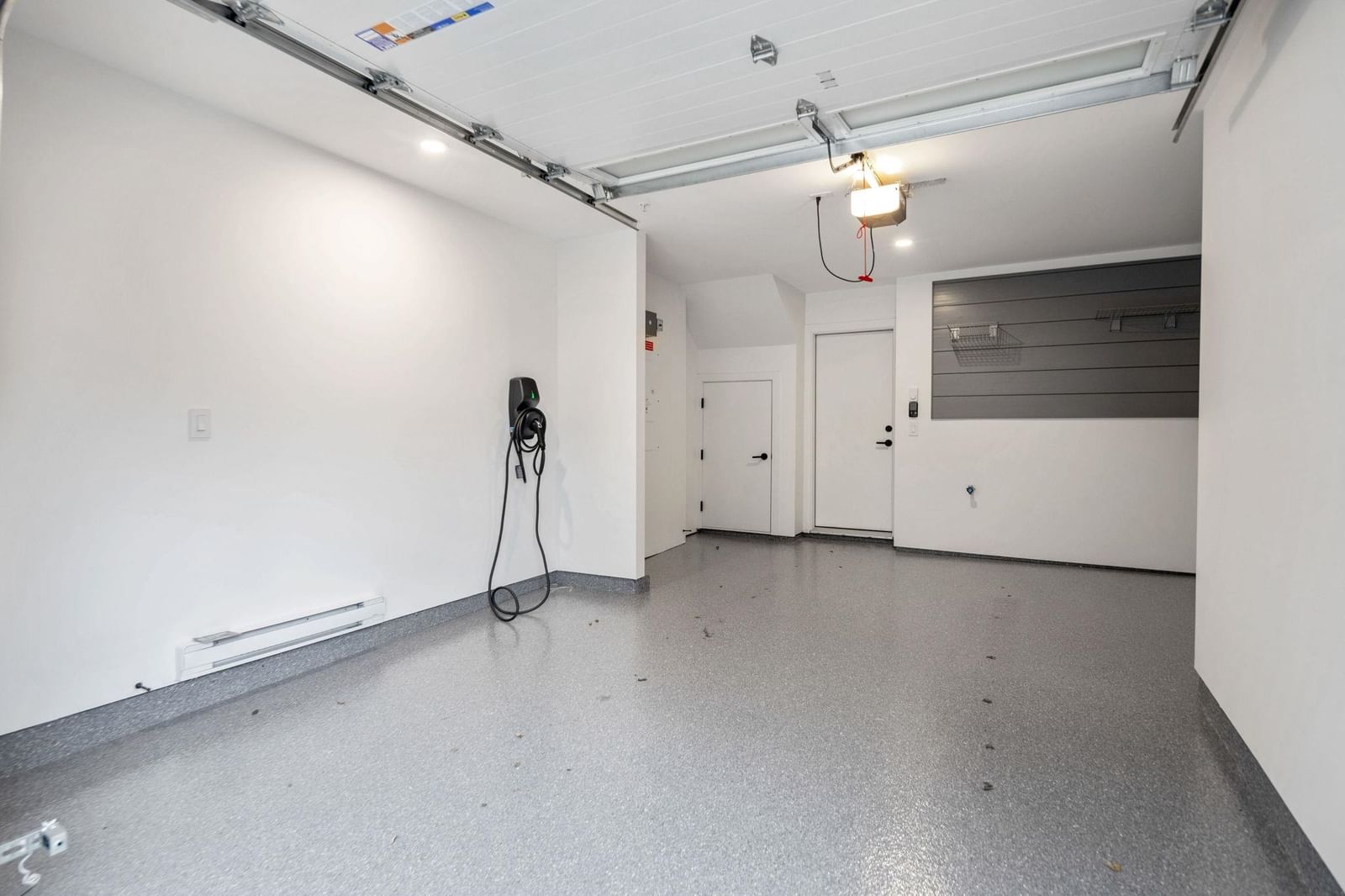 Listing Image 26