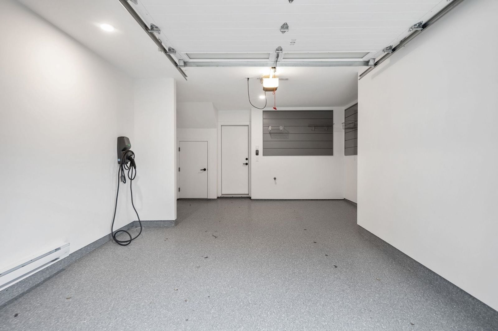 Listing Image 27