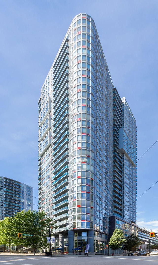 1710 - 233 Robson Street